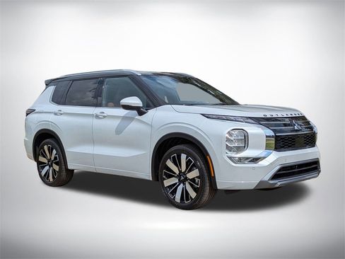 New 2026 Mitsubishi Outlander SEL image 2