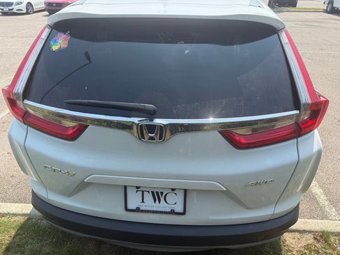 Used 2019 Honda CR-V EX image 6