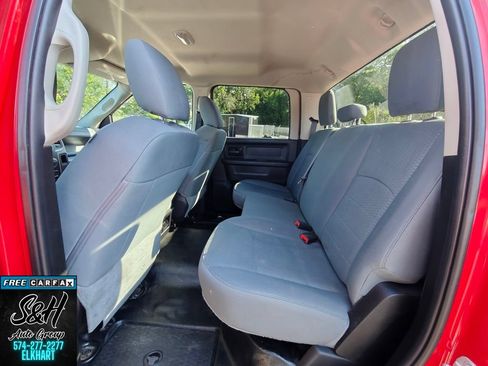 Used 2018 RAM 2500 Tradesman w/ Chrome Appearance Group AWD/4WD image 17