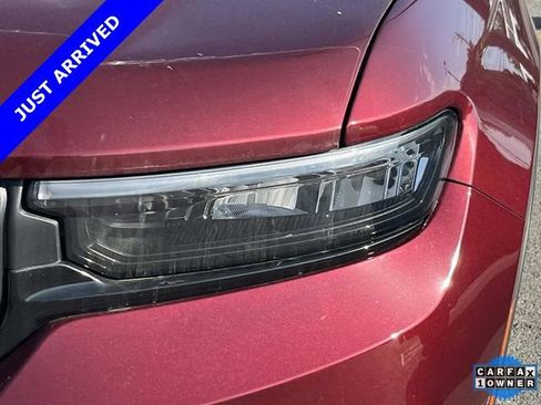 Used 2024 Jeep Grand Cherokee Altitude image 7