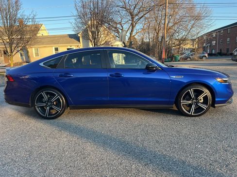 Used 2023 Honda Accord Sport image 6