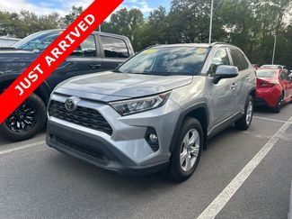 Used 2021 Toyota RAV4 XLE video 1