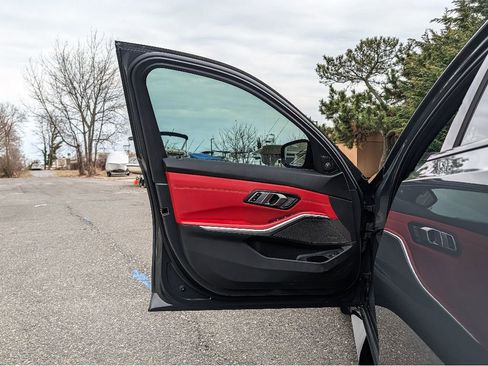 Used 2023 BMW M3 w/ Executive Package image 10