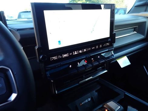 Used 2025 GMC Hummer EV 3X w/ LPO, Sport Package image 15