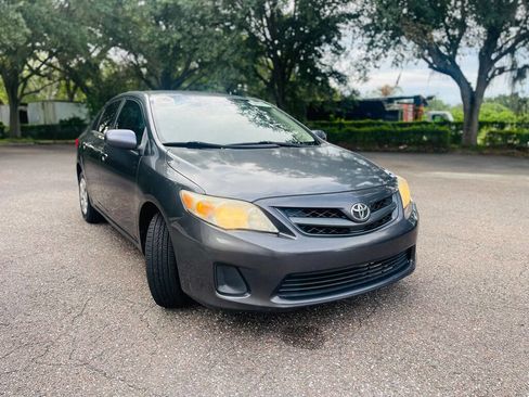 Used 2011 Toyota Corolla LE image 3