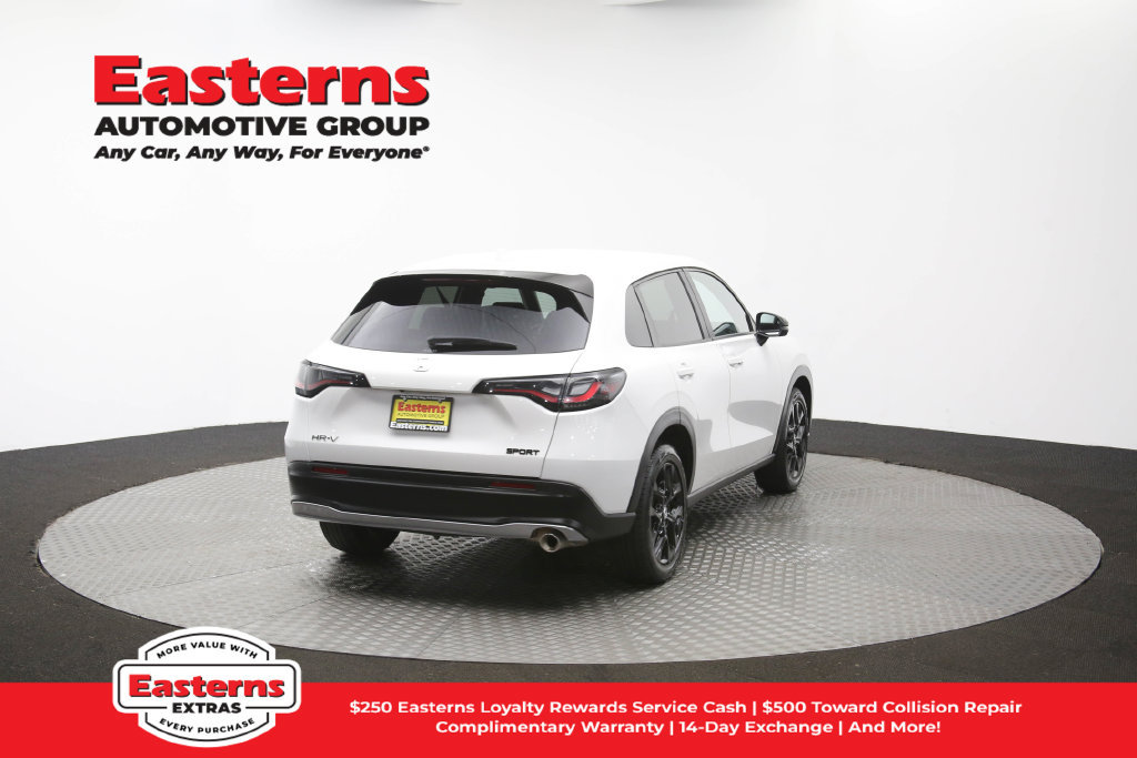 Used 2025 Honda HR-V Sport image 39