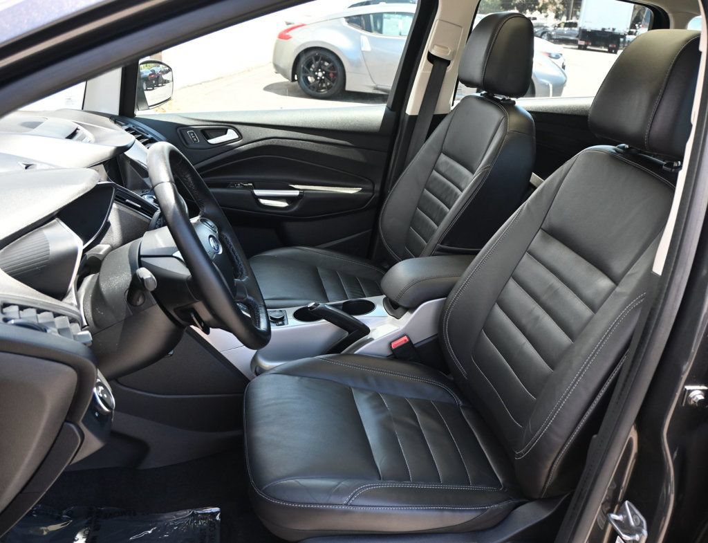 Used 2016 Ford C-MAX SEL w/ Equipment Group 302A FWD image 17