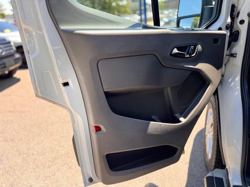 Used 2025 Ford Transit 250 Low Roof w/ Exterior Upgrade Package RWD image 12