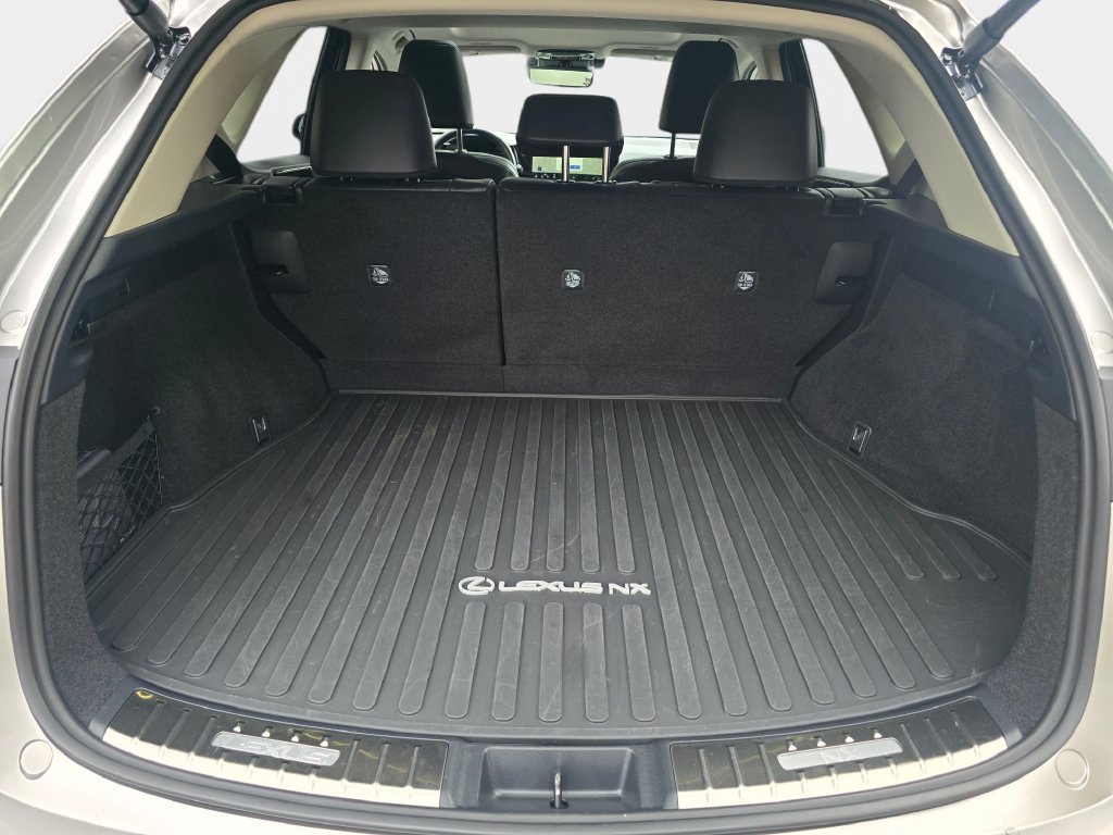 Certified 2025 Lexus NX 350h AWD w/ Accessory Package (2T) image 13