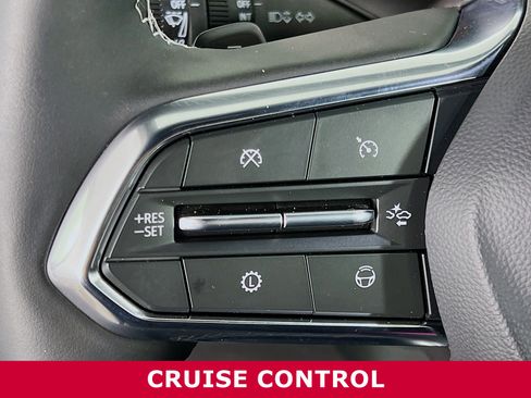 Used 2025 Chevrolet Traverse High Country w/ LPO, Floor Liner Package image 15