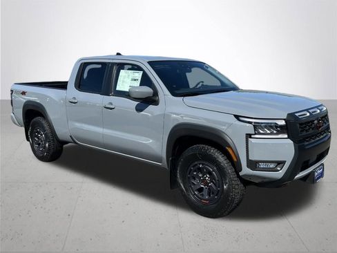 New 2025 Nissan Frontier PRO-4X image 5