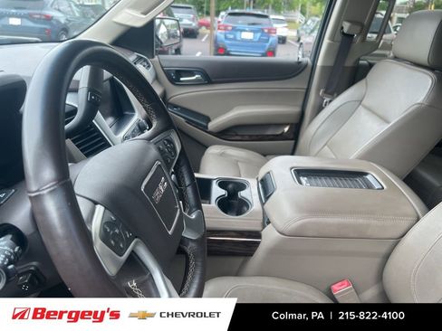 Certified 2017 GMC Yukon XL SLT w/ HD Trailering Package AWD/4WD image 8