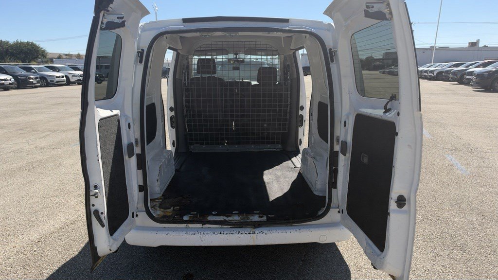 Used 2016 Nissan NV200 SV w/ Technology Package FWD image 9