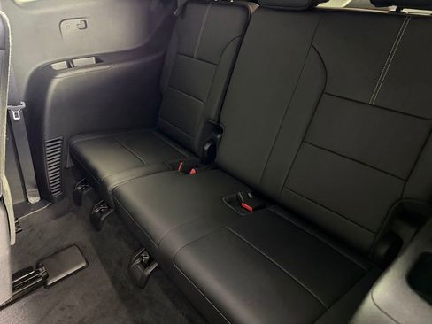 Used 2025 GMC Acadia Elevation w/ Elevation Premium Package image 27