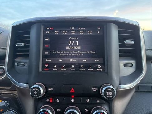 Used 2020 RAM 1500 Laramie image 27