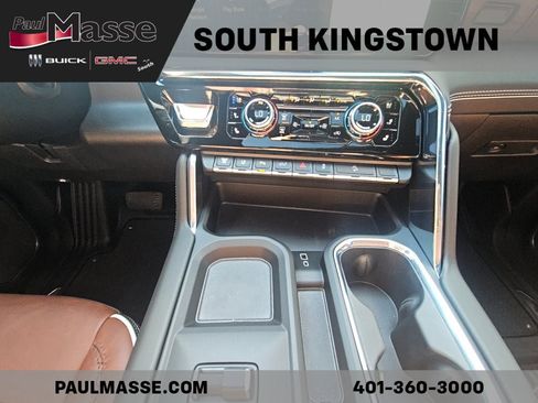 Used 2025 GMC Sierra 2500 Denali Ultimate AWD/4WD image 18
