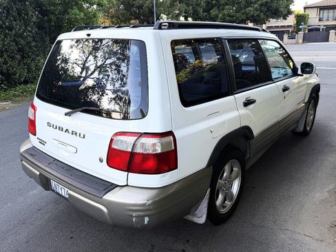 Used 2001 Subaru Forester S image 7