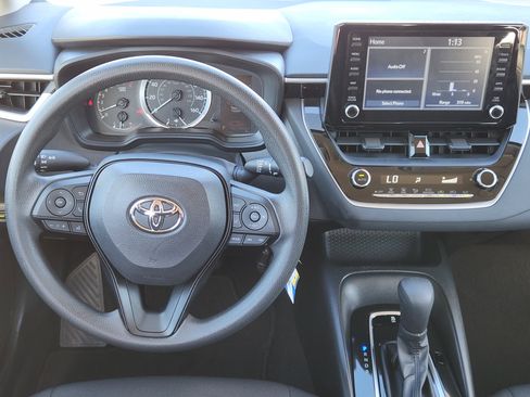 Used 2022 Toyota Corolla LE image 28
