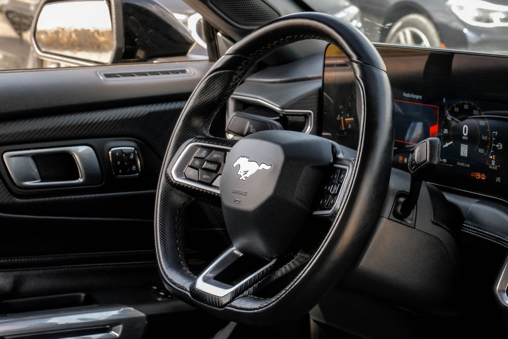 Used 2025 Ford Mustang GT Premium RWD image 12