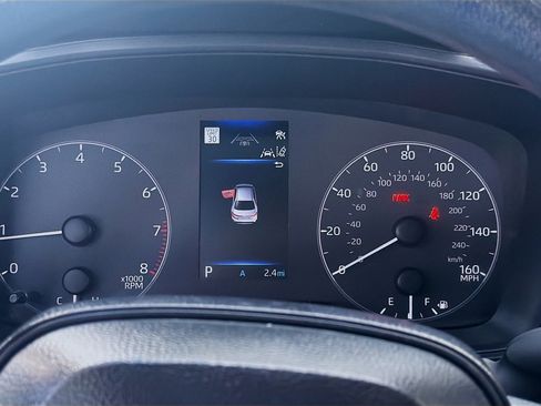 Used 2025 Toyota Corolla LE FWD image 11