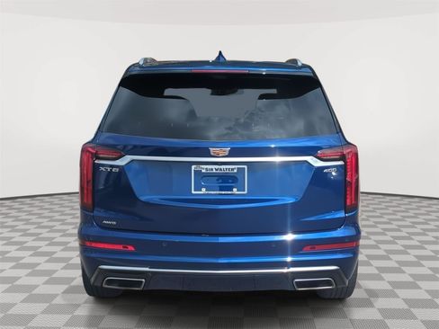 Used 2023 Cadillac XT6 Premium Luxury w/ Platinum Package AWD/4WD image 9