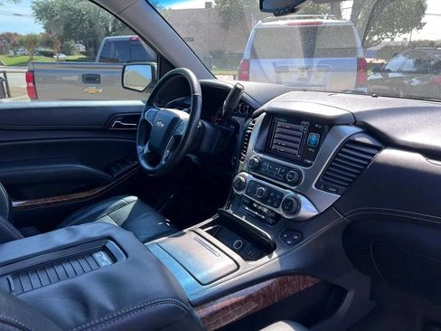 Used 2015 Chevrolet Tahoe LTZ AWD/4WD image 36