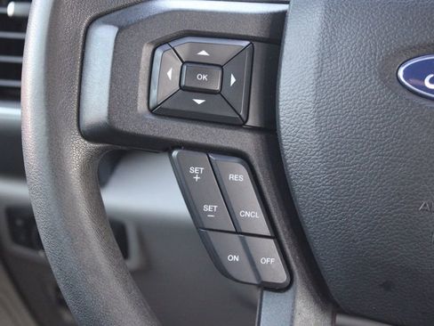 Used 2018 Ford F150 XLT image 28