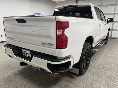 Used 2022 Chevrolet Silverado 1500 High Country image 12