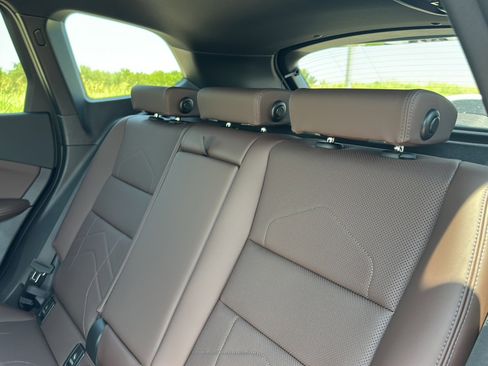 New 2025 BMW X1 xDrive28i w/ Technology Package image 16