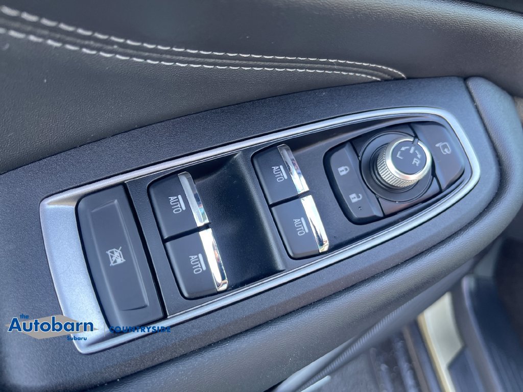 Certified 2024 Subaru Outback Touring AWD/4WD image 11