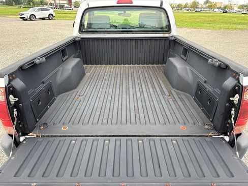 Used 2008 Toyota Tacoma 2WD Regular Cab image 9