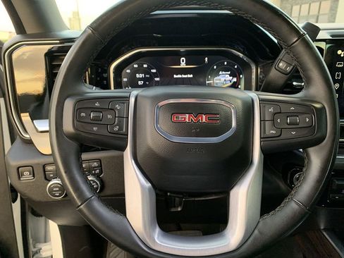 Used 2024 GMC Sierra 3500 SLT w/ SLT Premium Package image 19