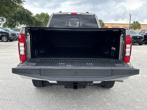 Used 2020 Ford F250 Lariat w/ Lariat Ultimate Package AWD/4WD image 32