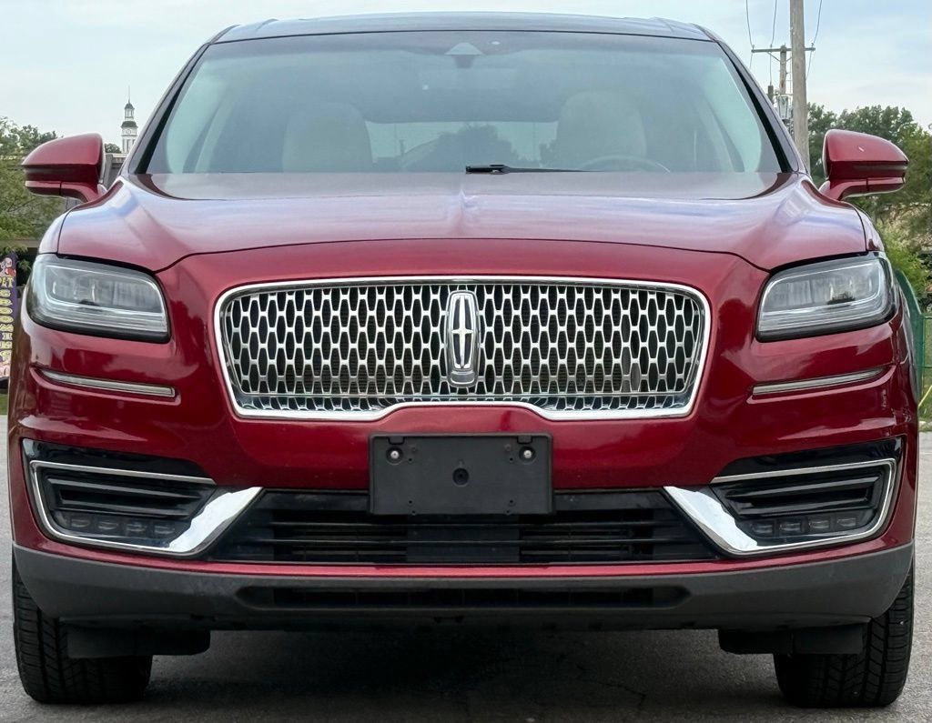 Used 2019 Lincoln Nautilus Select FWD image 9