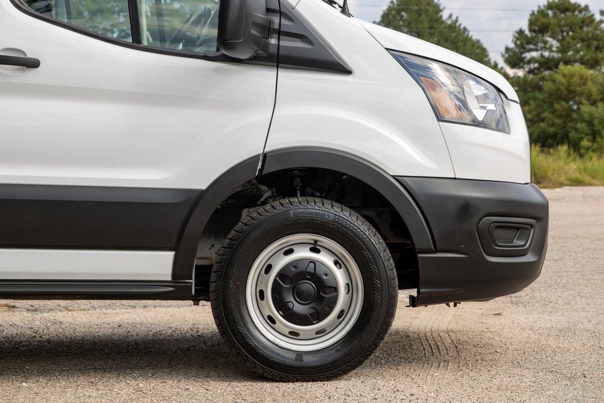 Used 2020 Ford Transit 250 Low Roof RWD image 5