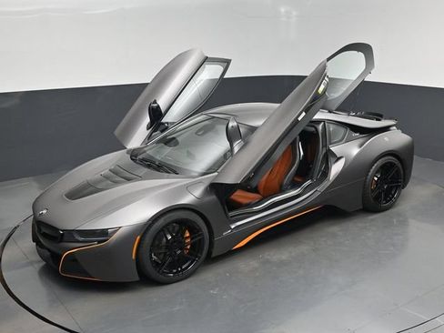 Used 2019 BMW i8 Coupe AWD/4WD image 20
