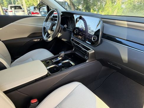 Used 2023 Lexus RX 350 FWD image 45