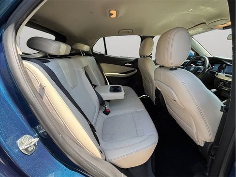 Used 2021 Buick Encore GX Select image 36