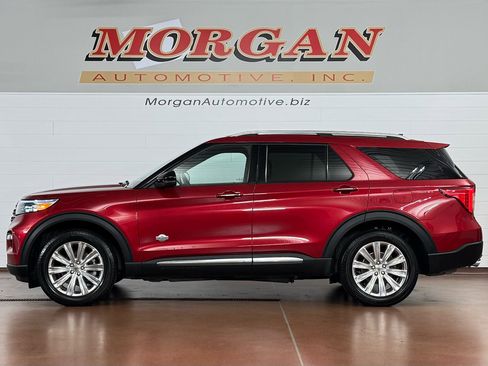 Used 2021 Ford Explorer King Ranch w/ Premium Technology Package image 6