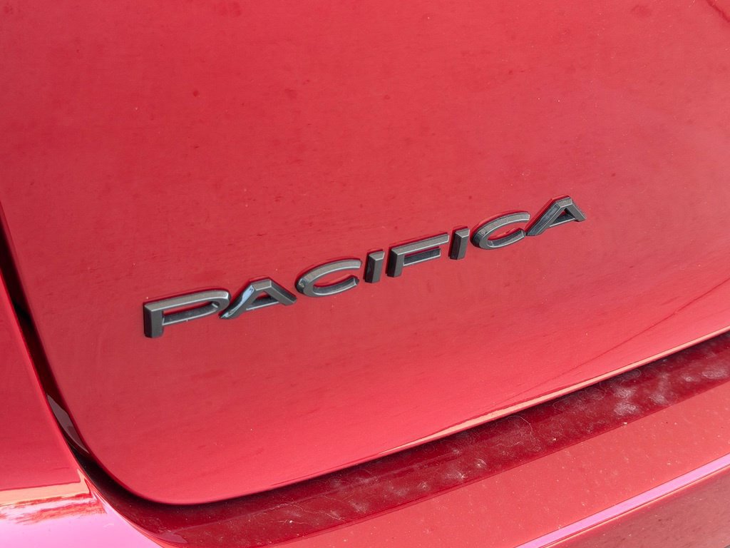 New 2027 Chrysler Pacifica Select FWD image 38