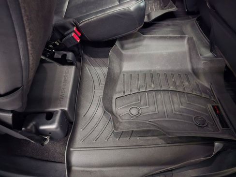 Used 2019 Ford F150 Lariat w/ Equipment Group 502A Luxury AWD/4WD image 40
