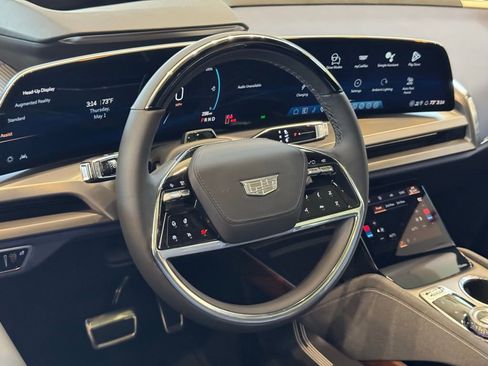 New 2026 Cadillac Vistiq Premium Luxury image 15