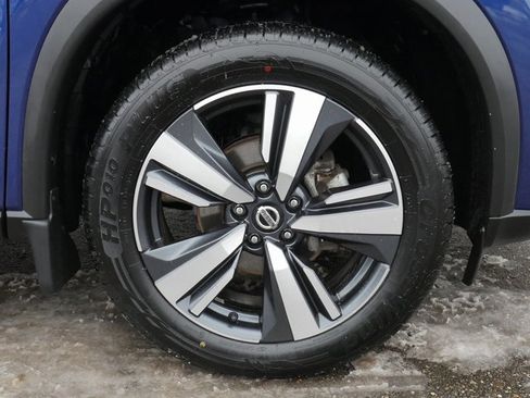 Used 2021 Nissan Rogue SL w/ Premium Package image 14