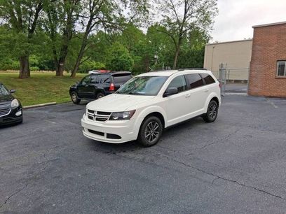 Used 2018 Dodge Journey SE w/ Blacktop Package