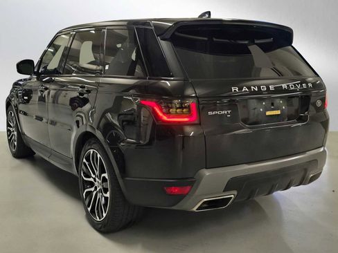 Used 2021 Land Rover Range Rover Sport SE image 3