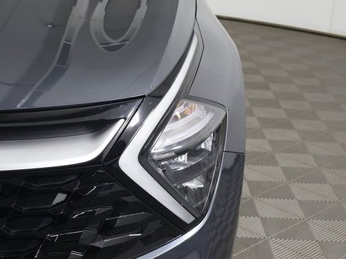 Used 2023 Kia Sportage EX image 14