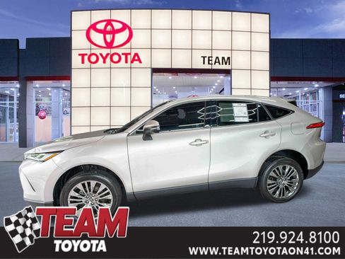 Used 2023 Toyota Venza Limited AWD/4WD image 1