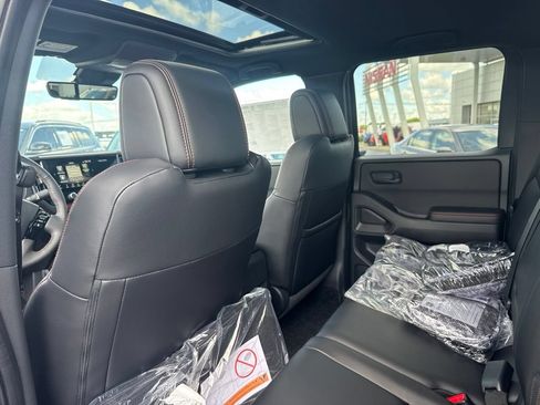 New 2026 Nissan Frontier PRO-4X w/ Pro Premium Package AWD/4WD image 15