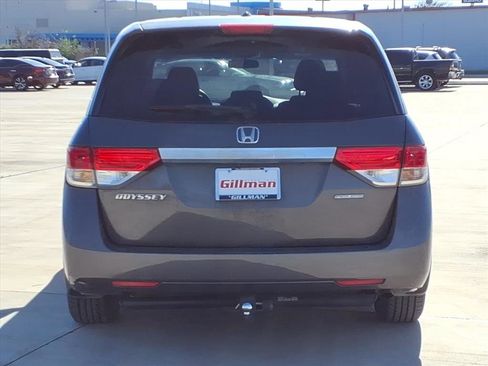 Used 2016 Honda Odyssey SE image 8