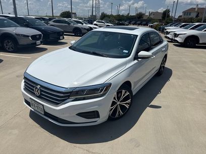 Used 2022 Volkswagen Passat 2.0T SE